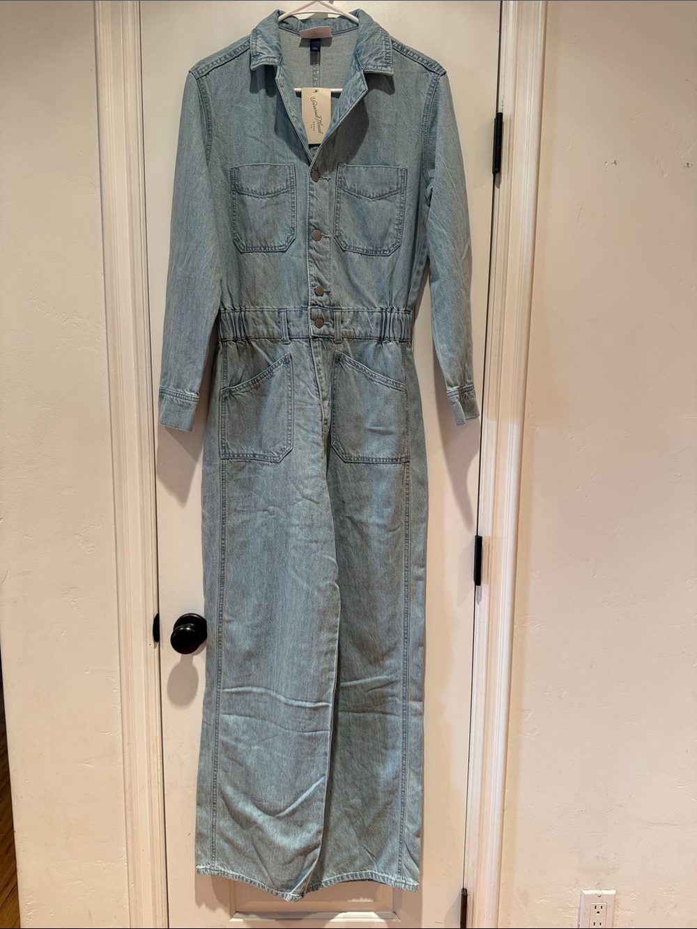 NWT Universal Thread Light Wash Denim Utility Jumpsuit Wide Leg Size 4